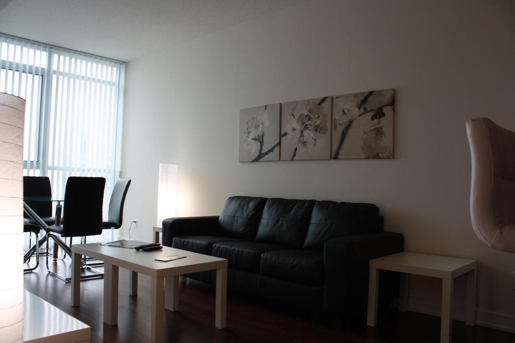 Accurate Plus Furnished Apartment- Brickstone Mews Mississauga Room photo