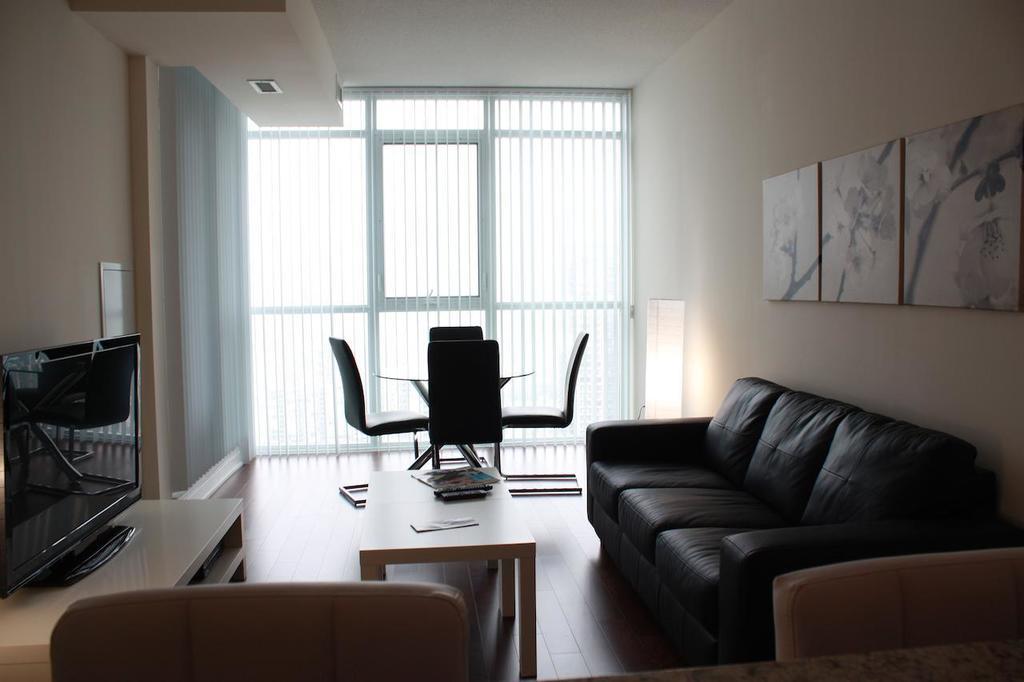 Accurate Plus Furnished Apartment- Brickstone Mews Mississauga Room photo
