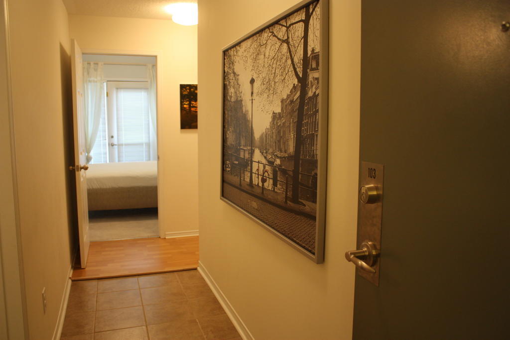 Accurate Plus Furnished Apartment- Brickstone Mews Mississauga Room photo