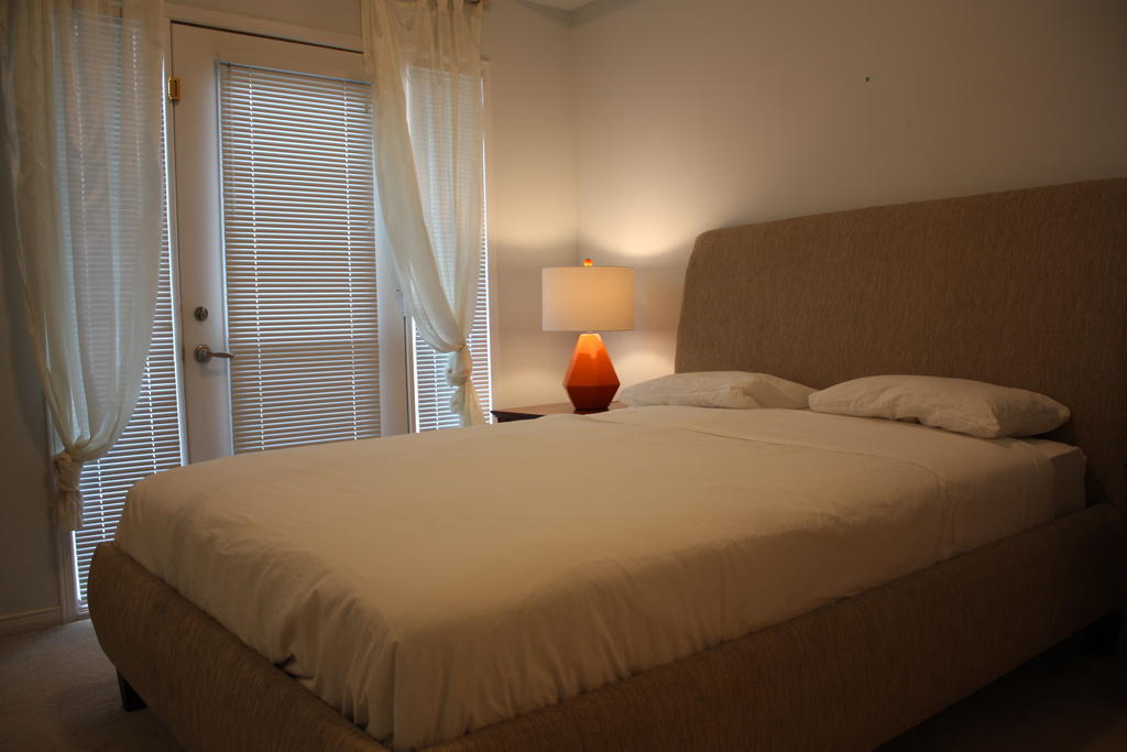 Accurate Plus Furnished Apartment- Brickstone Mews Mississauga Room photo